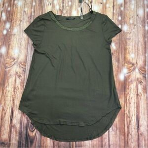 NWT  T Tahari Olive Green Women's Top Size Small